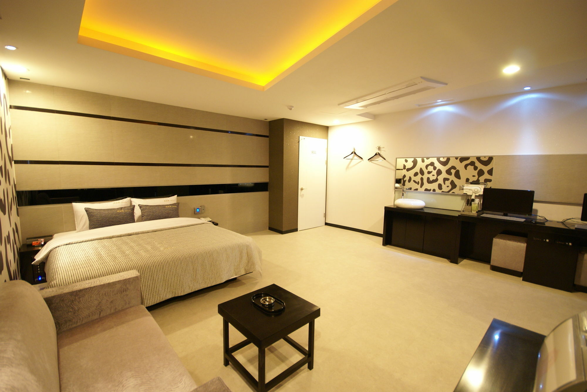 H Moment Hotel Songjeong Пусан Екстер'єр фото