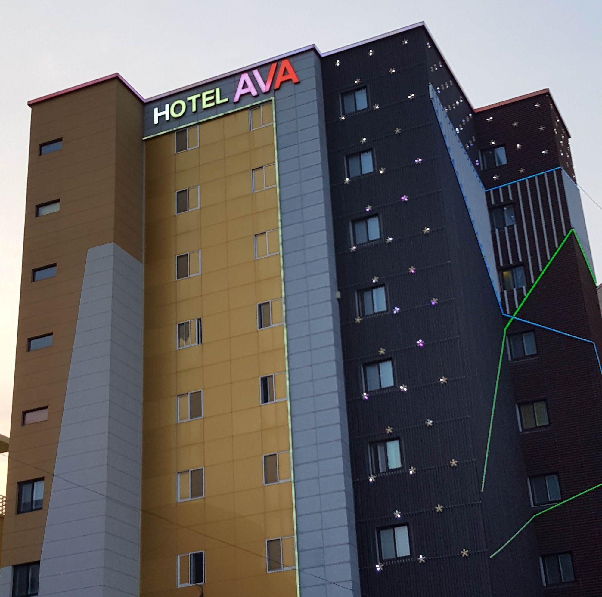 H Moment Hotel Songjeong Пусан Екстер'єр фото