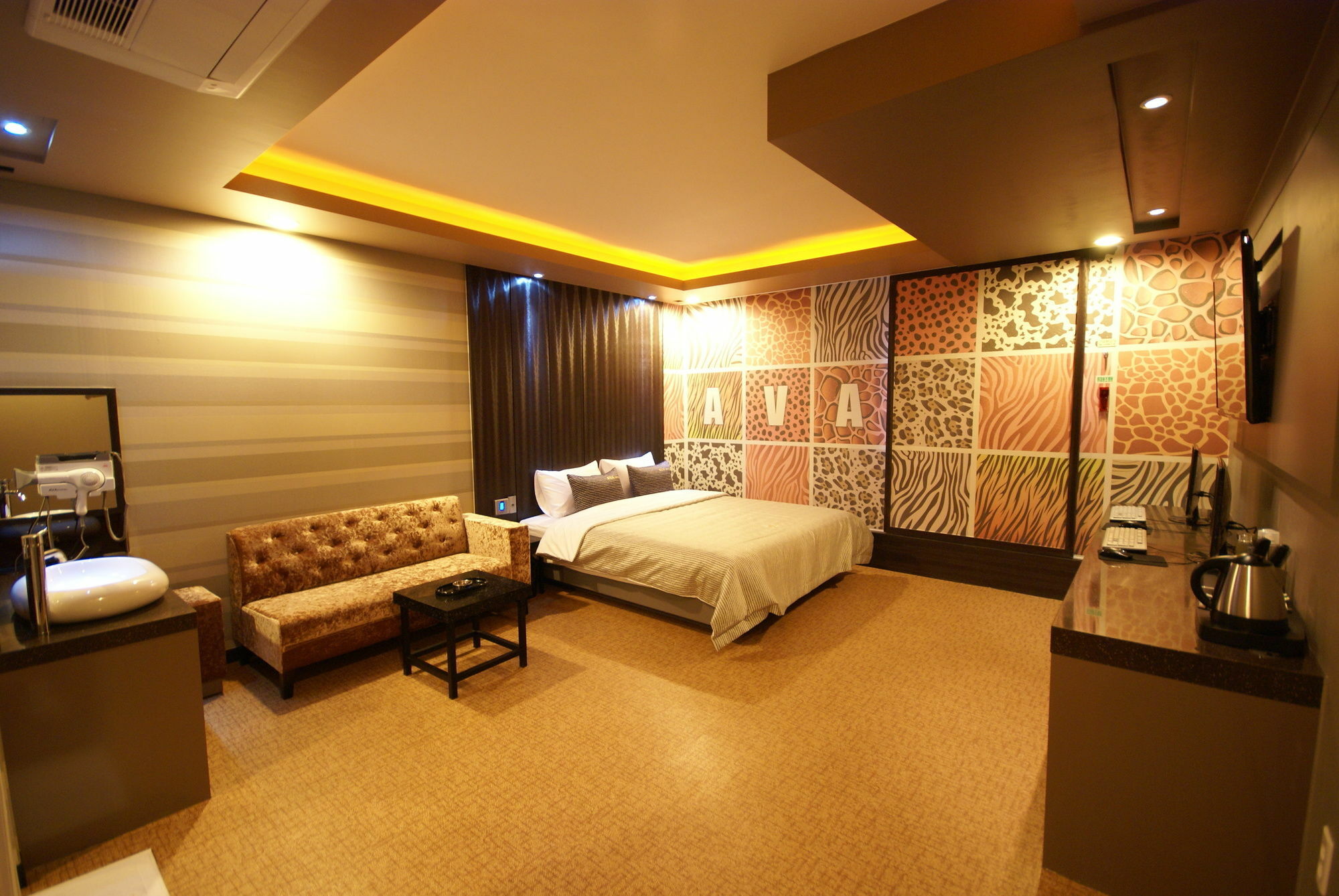 H Moment Hotel Songjeong Пусан Екстер'єр фото