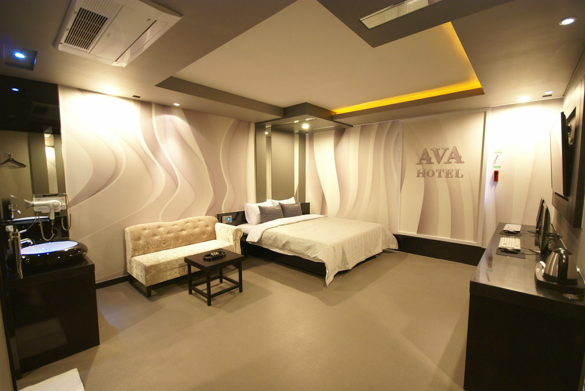 H Moment Hotel Songjeong Пусан Екстер'єр фото